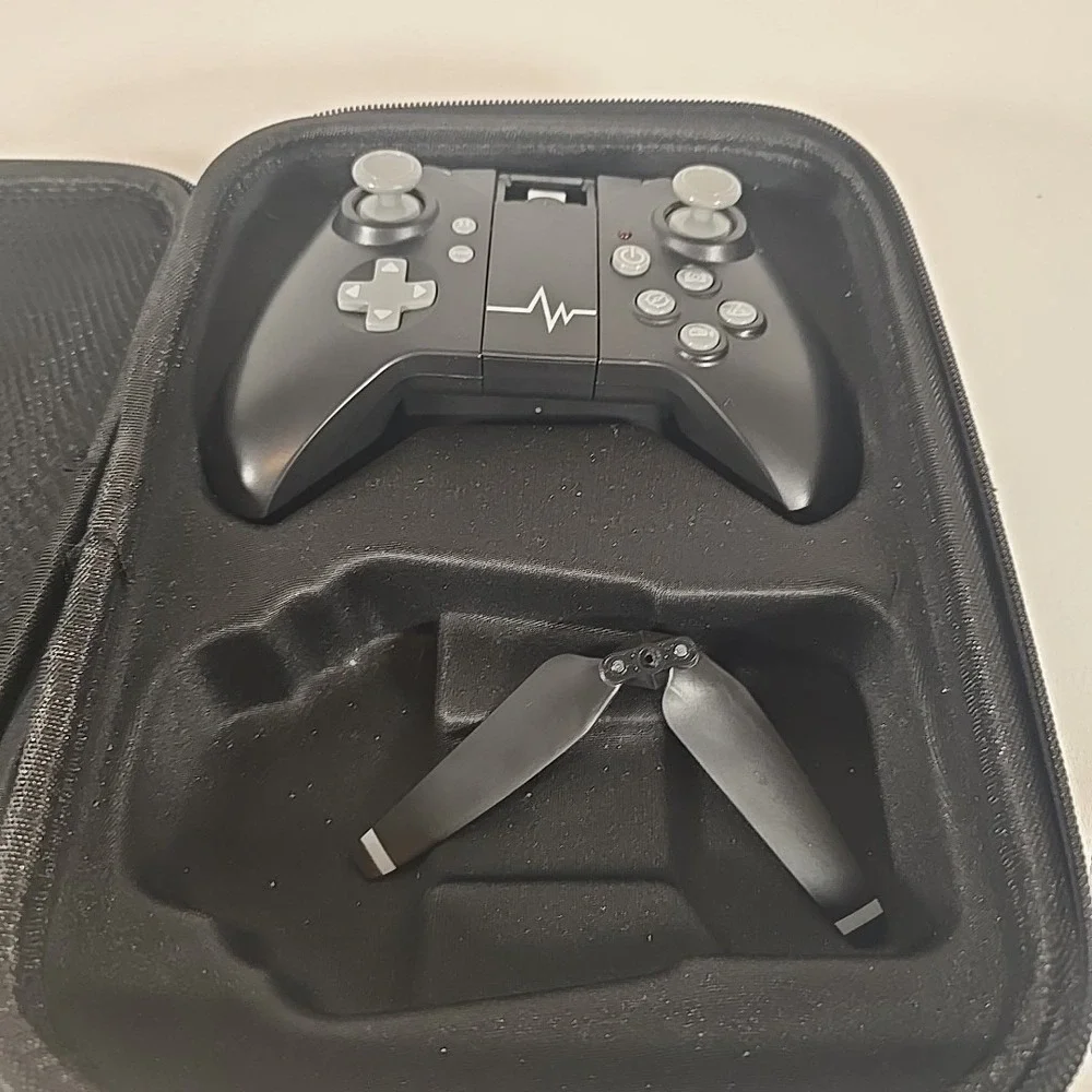 Neheme NH760‎ Drone Case With Controller Without Back & 1 Propeller
